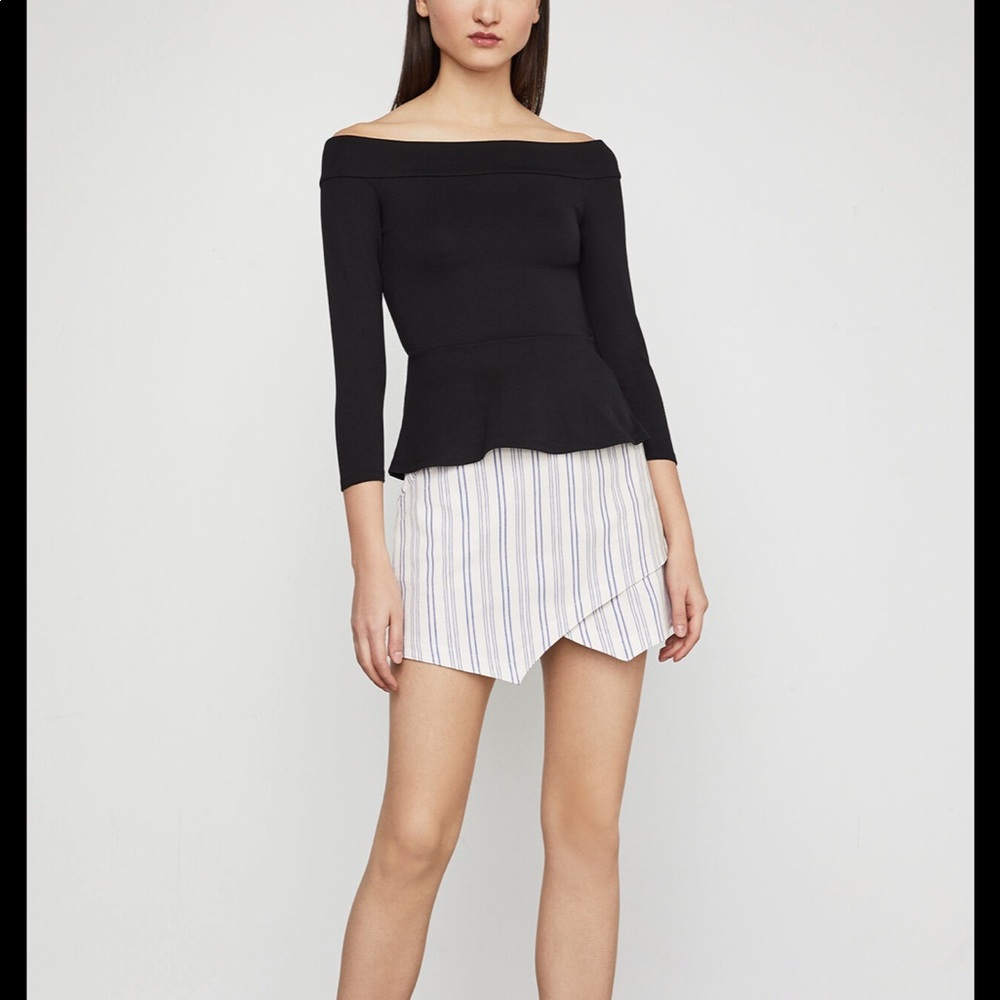 💄NEW ! BCBG MAXAZRIA off the shoulder peplum top